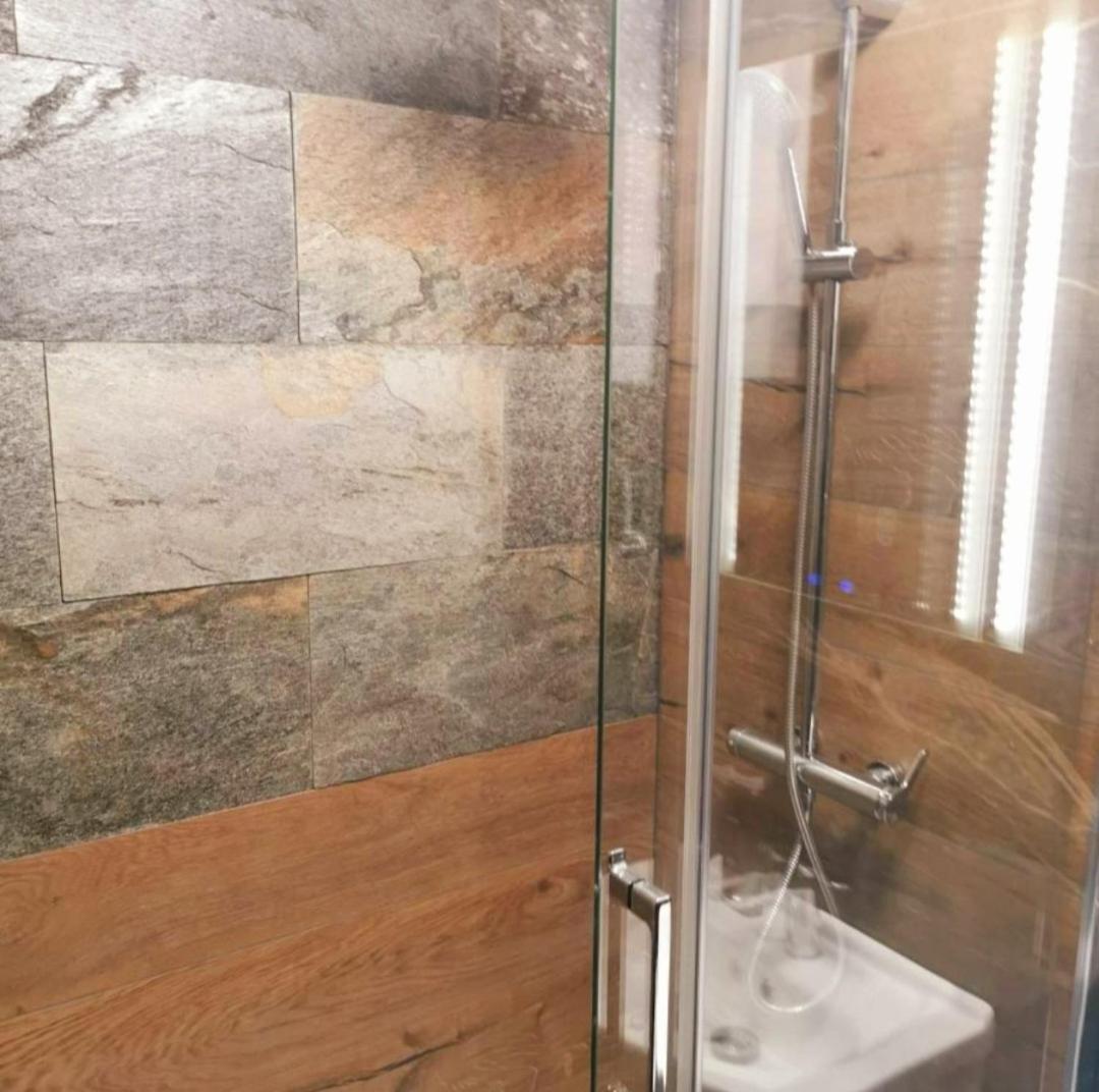 גליביצ'ה Rynek 23 Lux, Apartament Z Widokiem Na Ratusz Starego Miasta מראה חיצוני תמונה